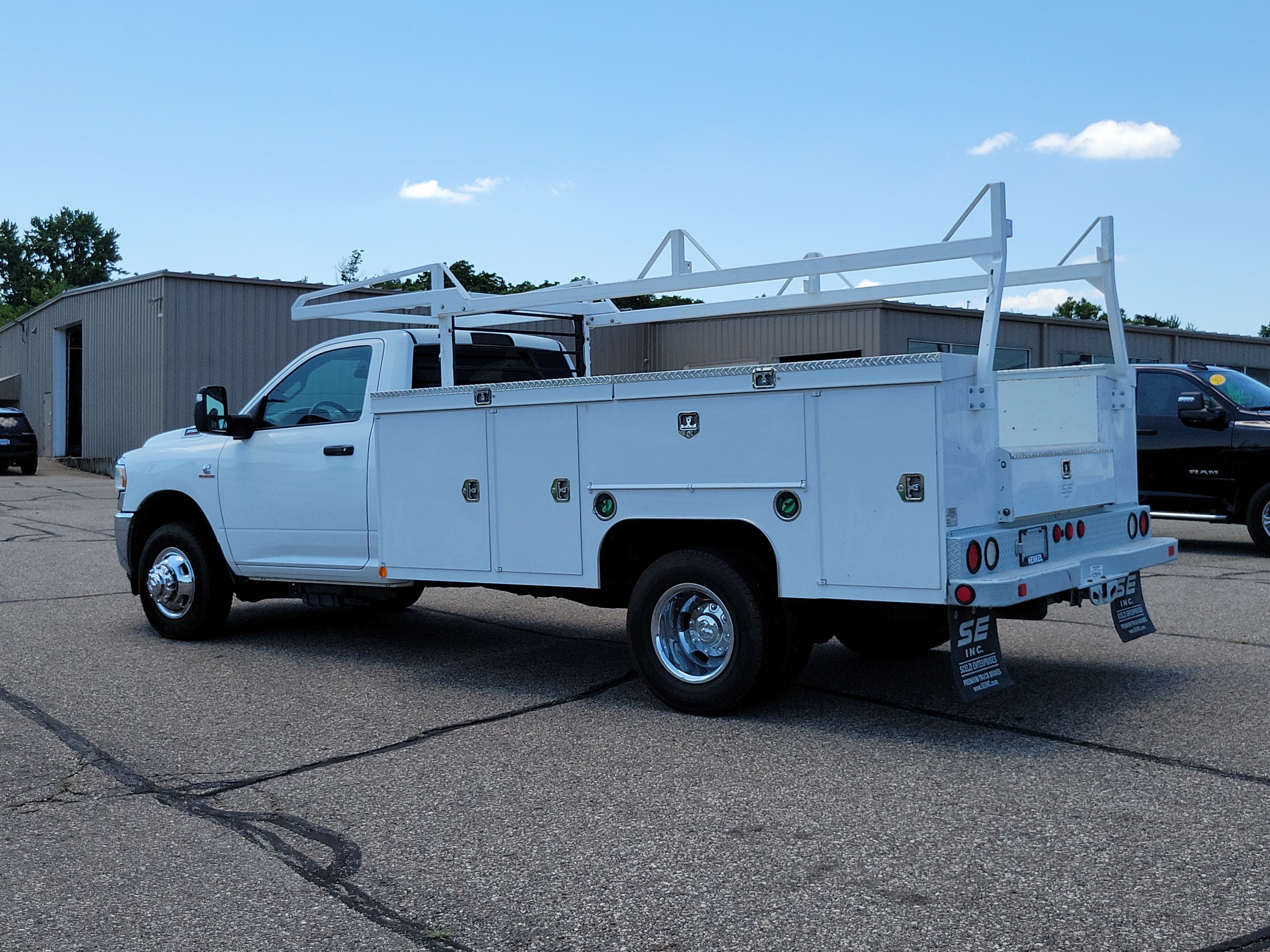 Used 2023 RAM 3500 Tradesman AWD/4WD image 3