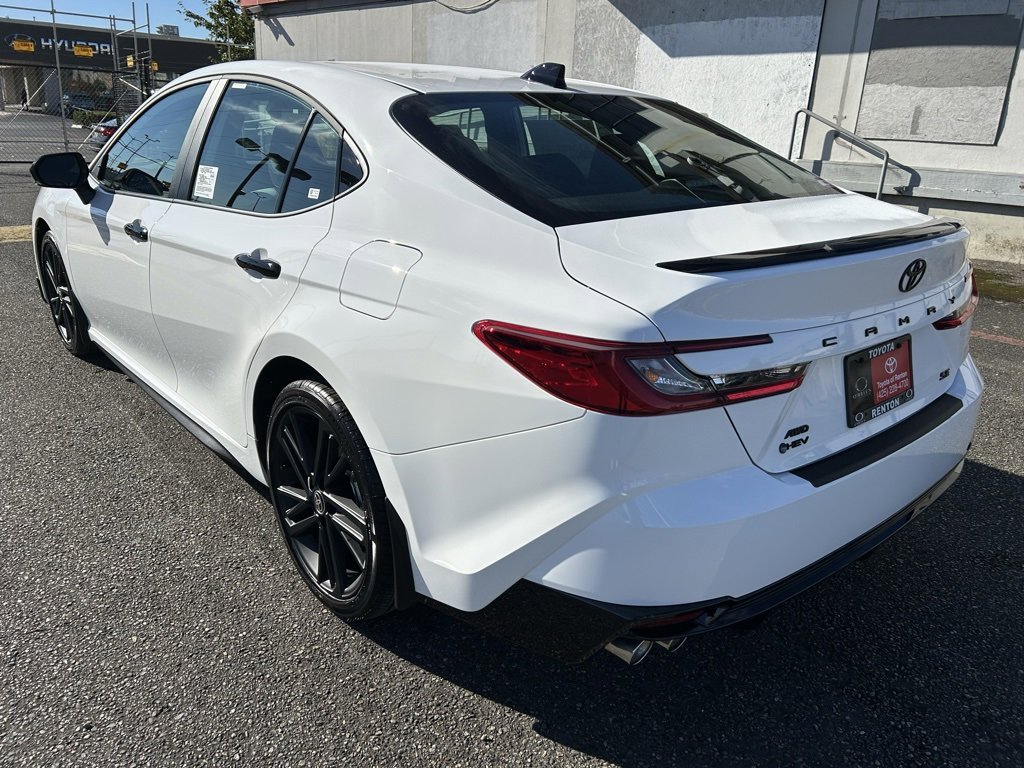 New 2026 Toyota Camry Hybrid image 7