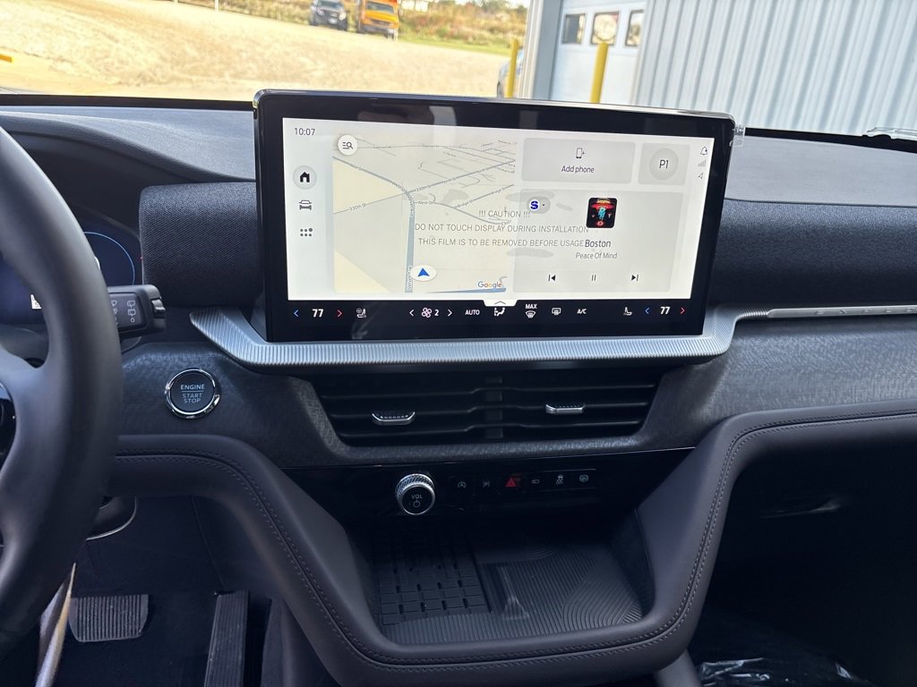 New 2026 Ford Explorer Platinum image 19