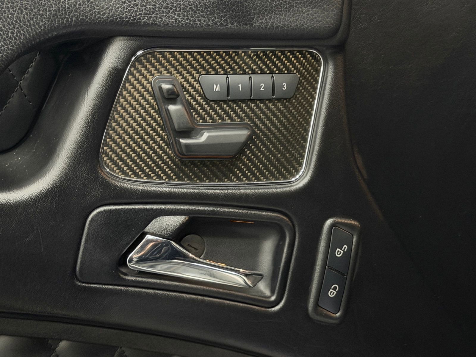 Used 2017 Mercedes-Benz G 63 AMG 4MATIC image 21