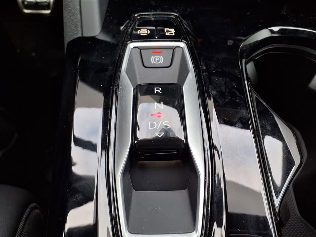 New 2025 Audi SQ5 Premium Plus image 18