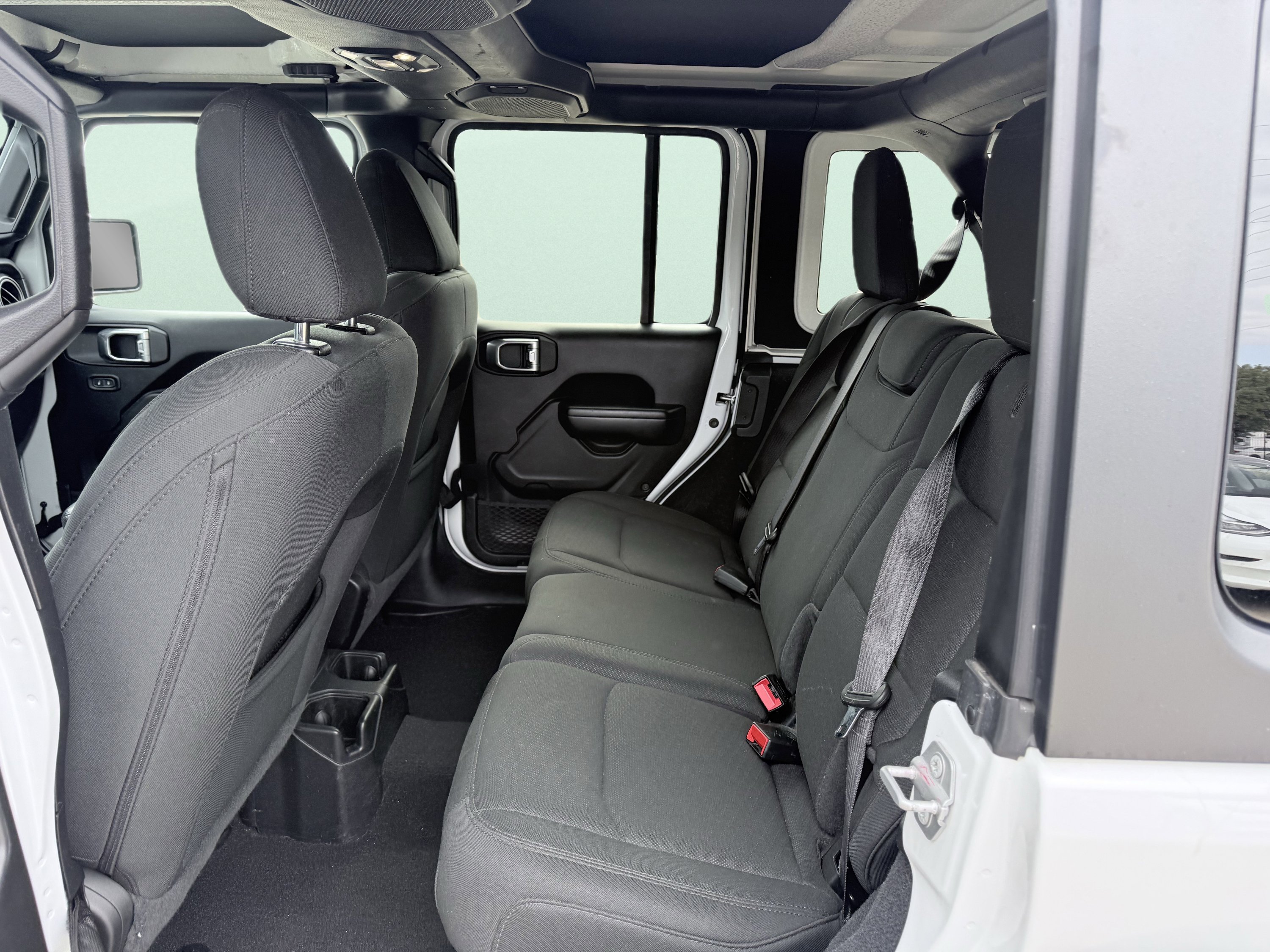 Used 2021 Jeep Wrangler Unlimited Sport AWD/4WD image 33