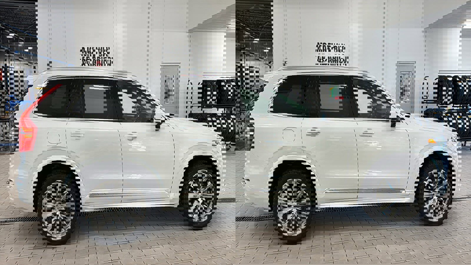 Used 2024 Volvo XC90 B6 Plus w/ Protection Package Premier image 4