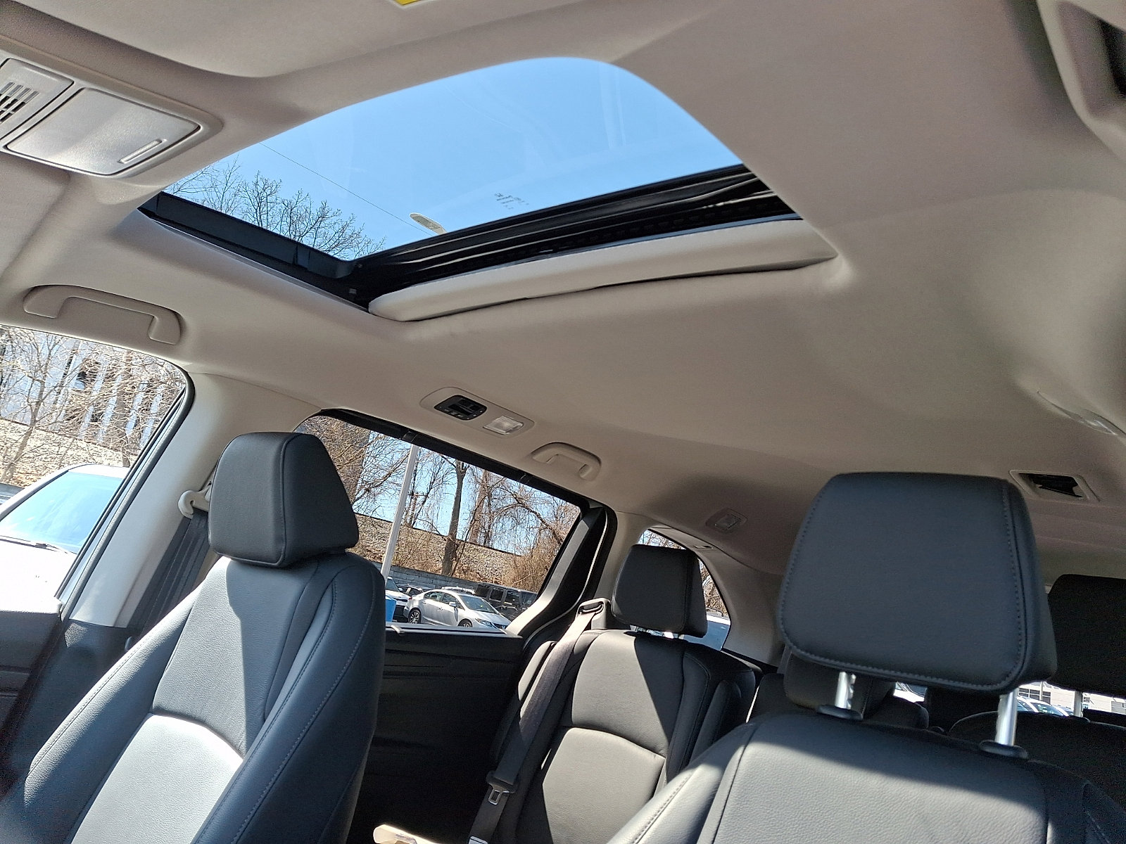 Certified 2026 Honda Odyssey EX-L image 13