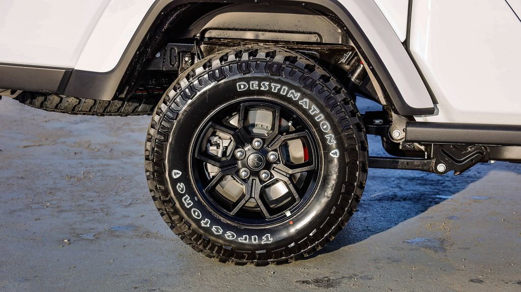 New 2026 Jeep Gladiator Willys image 12