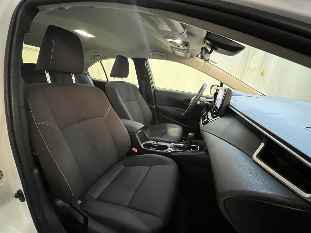 Used 2024 Toyota Corolla LE FWD image 12