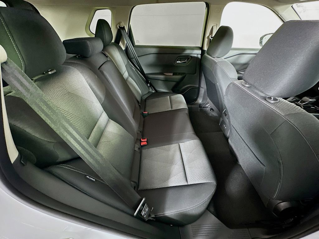 New 2026 Nissan Rogue SV image 33