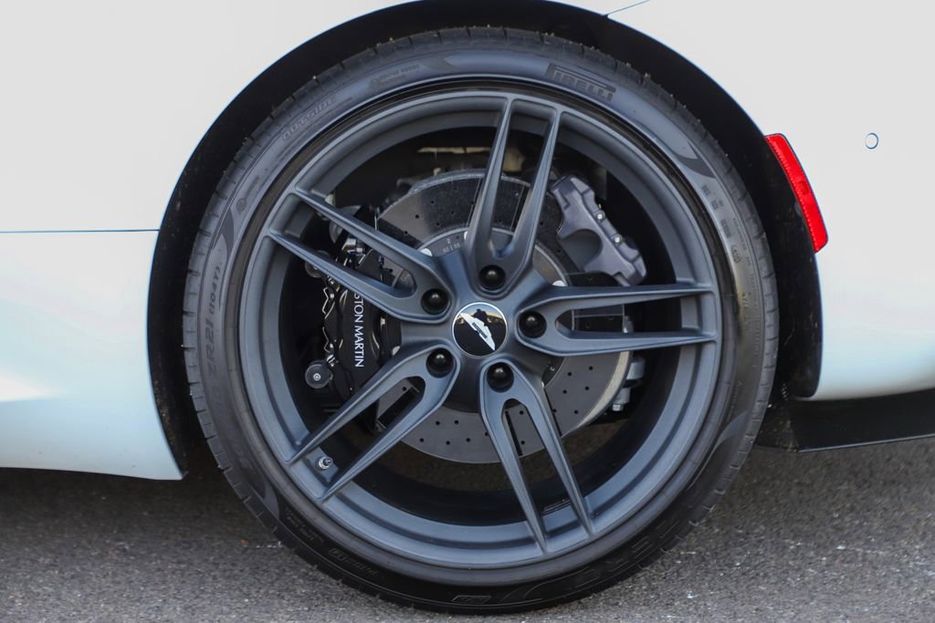 Used 2019 Aston Martin DBS Superleggera RWD image 64