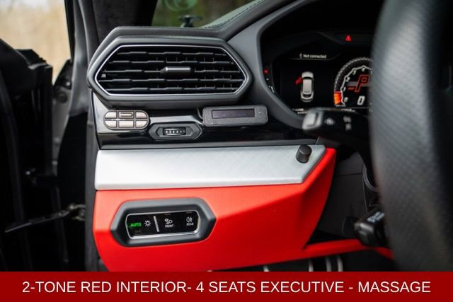 Used 2020 Lamborghini Urus AWD/4WD image 29