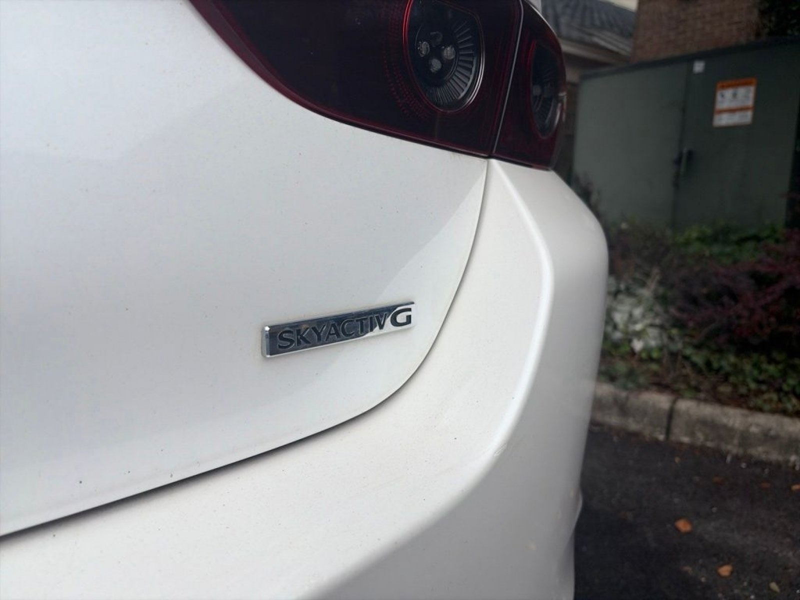 Used 2020 MAZDA MAZDA3 Sedan w/ Select Package FWD image 5