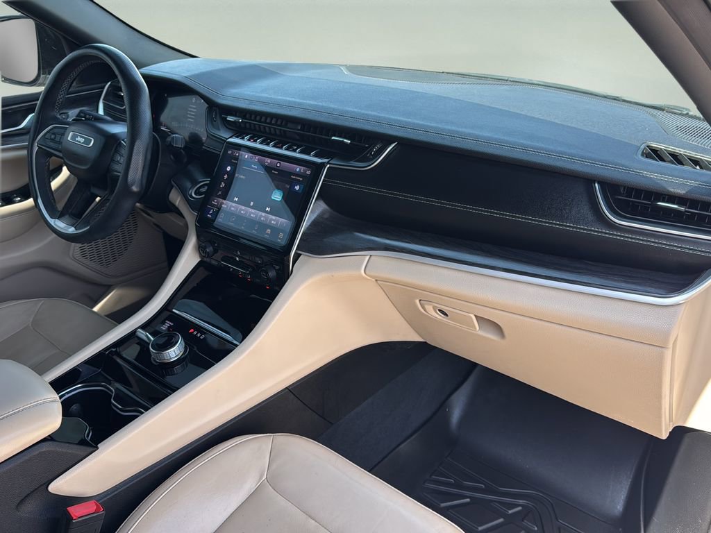 Used 2023 Jeep Grand Cherokee Limited AWD/4WD image 28