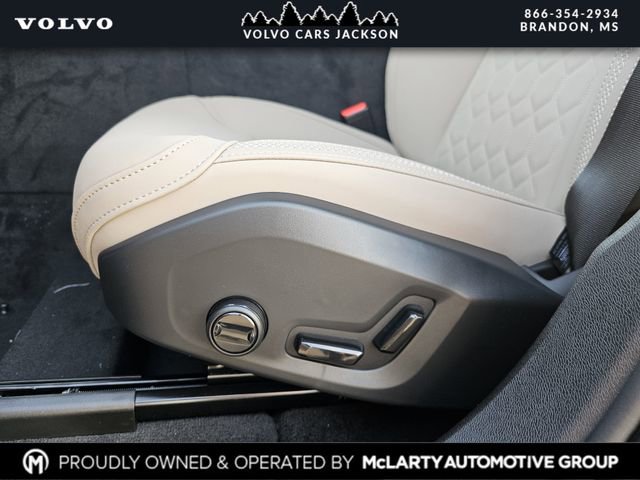 New 2026 Volvo XC60 B5 Plus w/ Protection Package Premier image 9