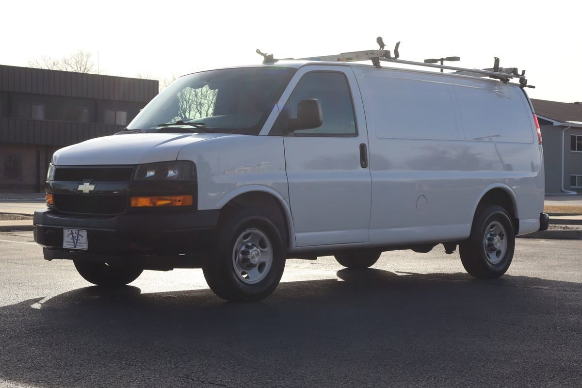 Used 2020 Chevrolet Express 2500 w/ Enhanced Convenience Package image 11