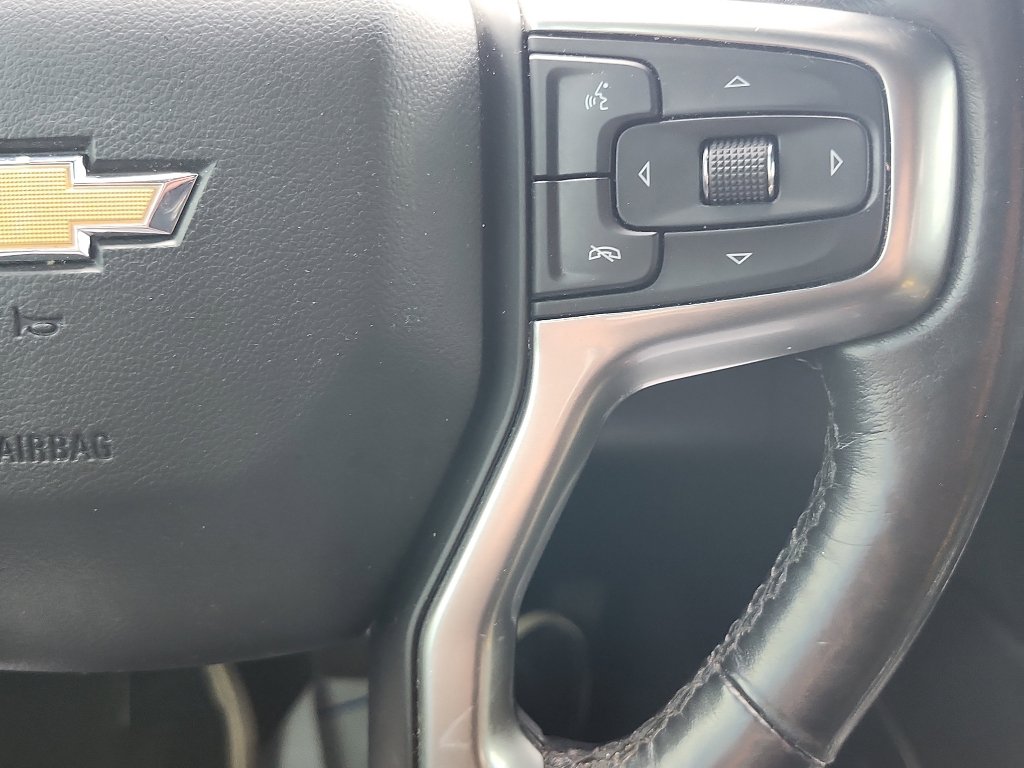 Used 2022 Chevrolet Suburban Premier AWD/4WD image 25