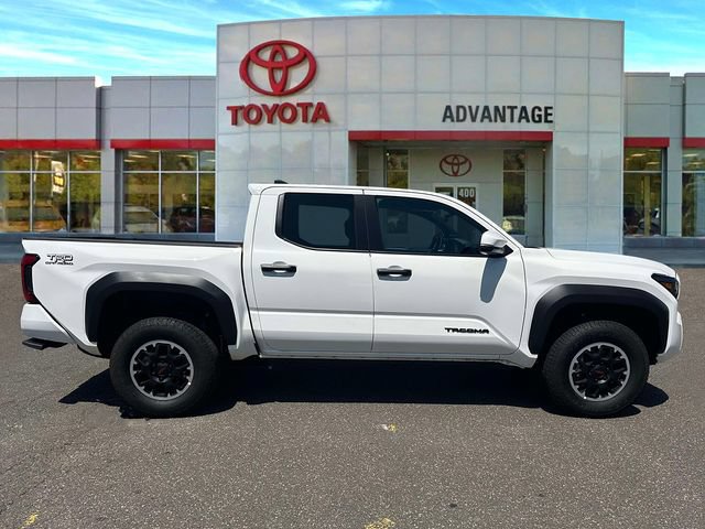 Certified 2026 Toyota Tacoma TRD Off-Road w/ TRD Off Road Upgrade Package AWD/4WD image 5
