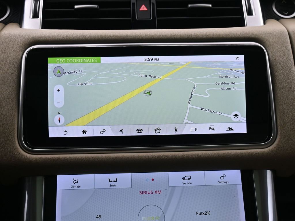 Used 2018 Land Rover Range Rover Sport SE image 29