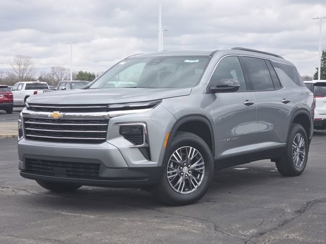 New 2026 Chevrolet Traverse LT w/ Driver Confidence Package FWD image 2