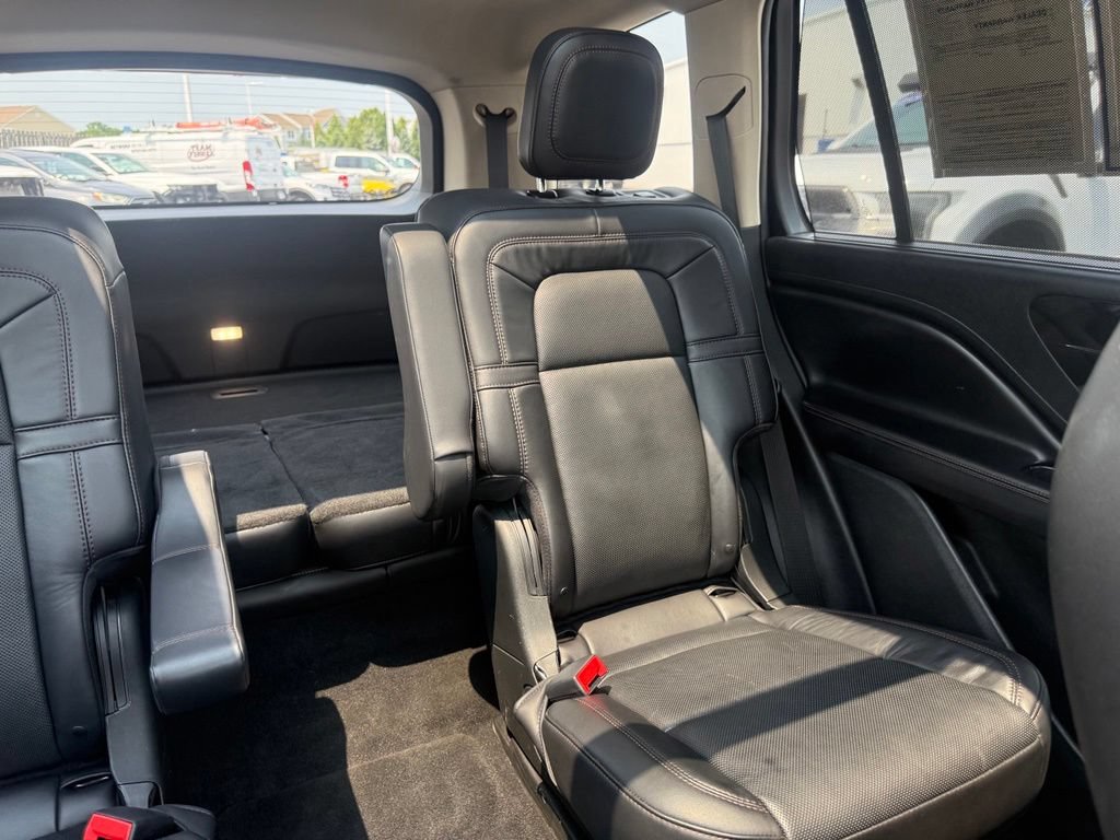 Used 2022 Lincoln Aviator Grand Touring w/ Equipment Group 301A AWD/4WD image 69