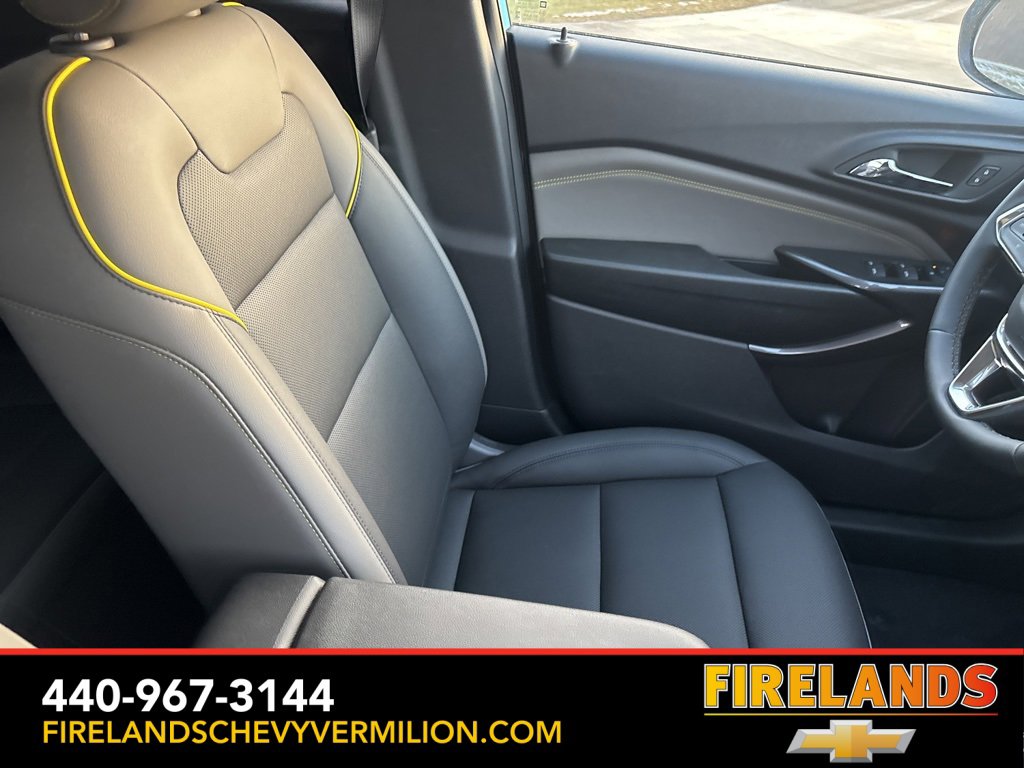 New 2025 Chevrolet Trax ACTIV w/ Driver Confidence Package image 28