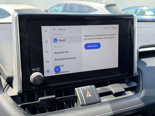 Certified 2025 Toyota RAV4 XLE AWD/4WD image 30