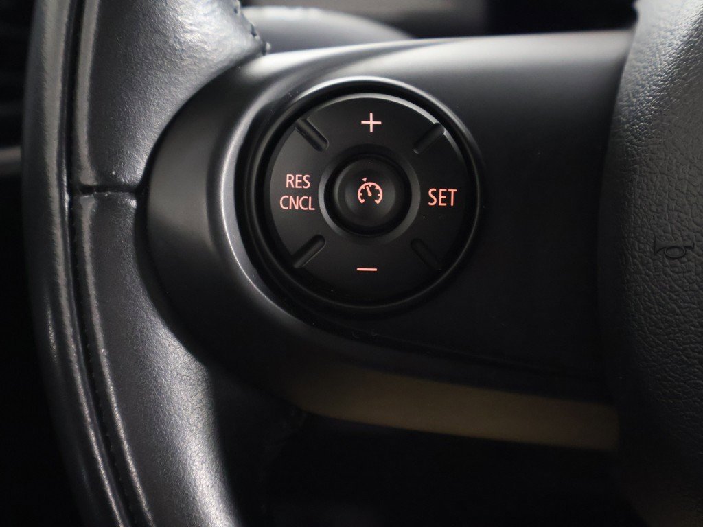 Used 2019 MINI Cooper Hardtop image 27