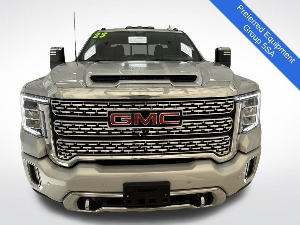 Used 2023 GMC Sierra 3500 Denali w/ Denali Ultimate Package image 2