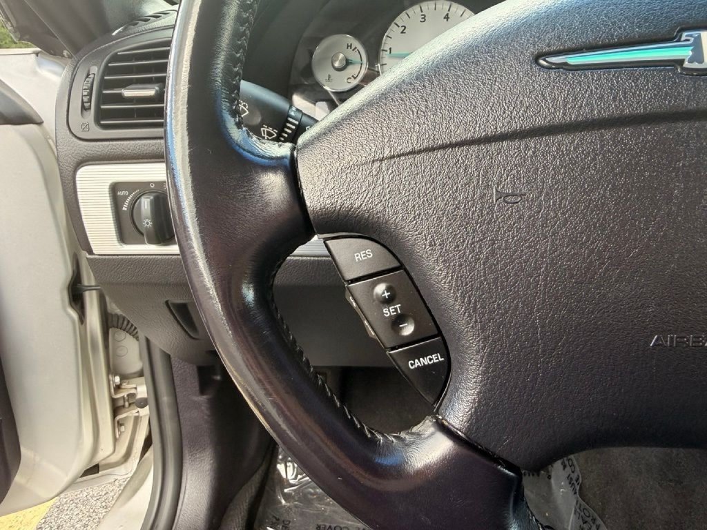 Used 2004 Ford Thunderbird RWD image 36