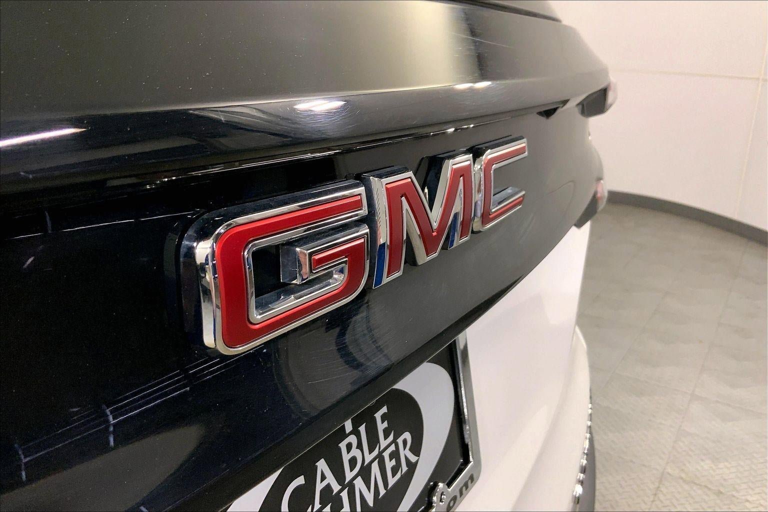Used 2025 GMC Acadia Elevation AWD/4WD image 30