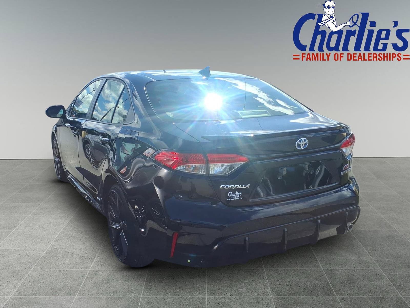 Certified 2024 Toyota Corolla SE w/ SE Package AWD/4WD image 5