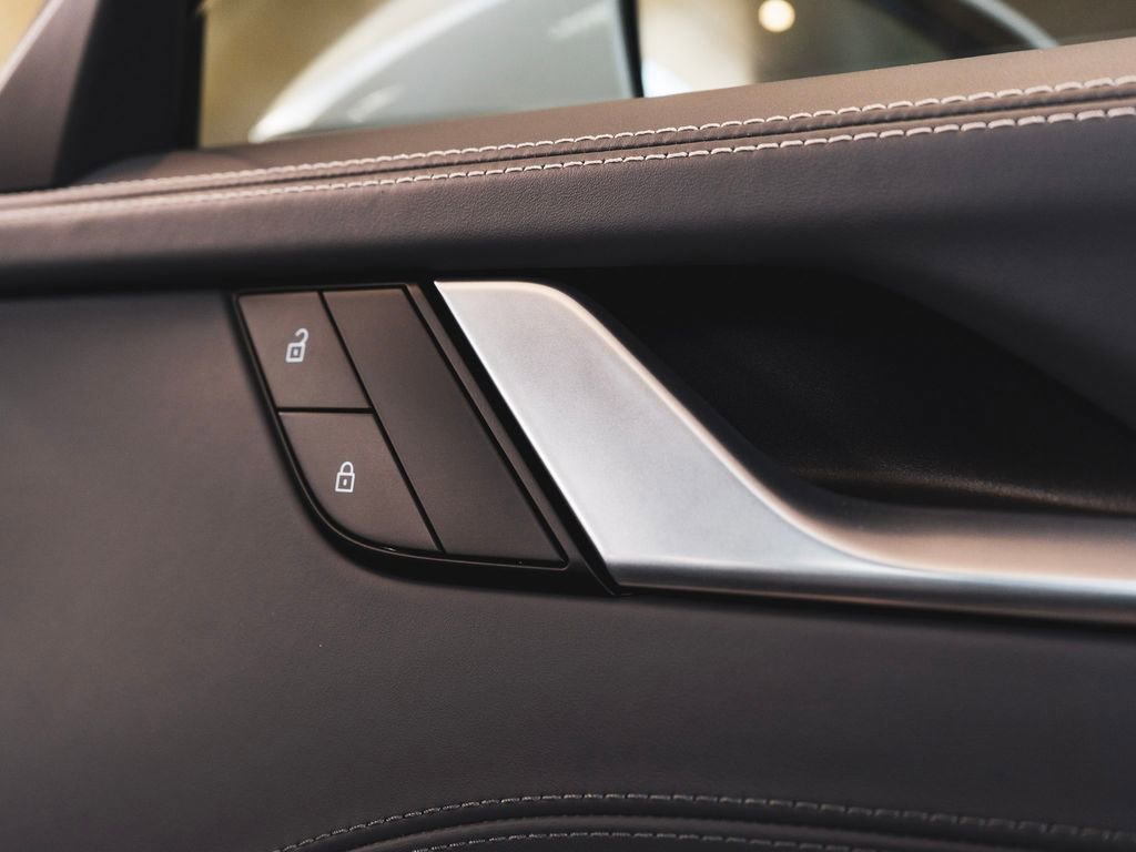 Used 2024 Porsche 911 Turbo S image 37