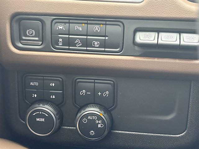 Certified 2023 Chevrolet Tahoe High Country w/ Premium Package 2 image 18