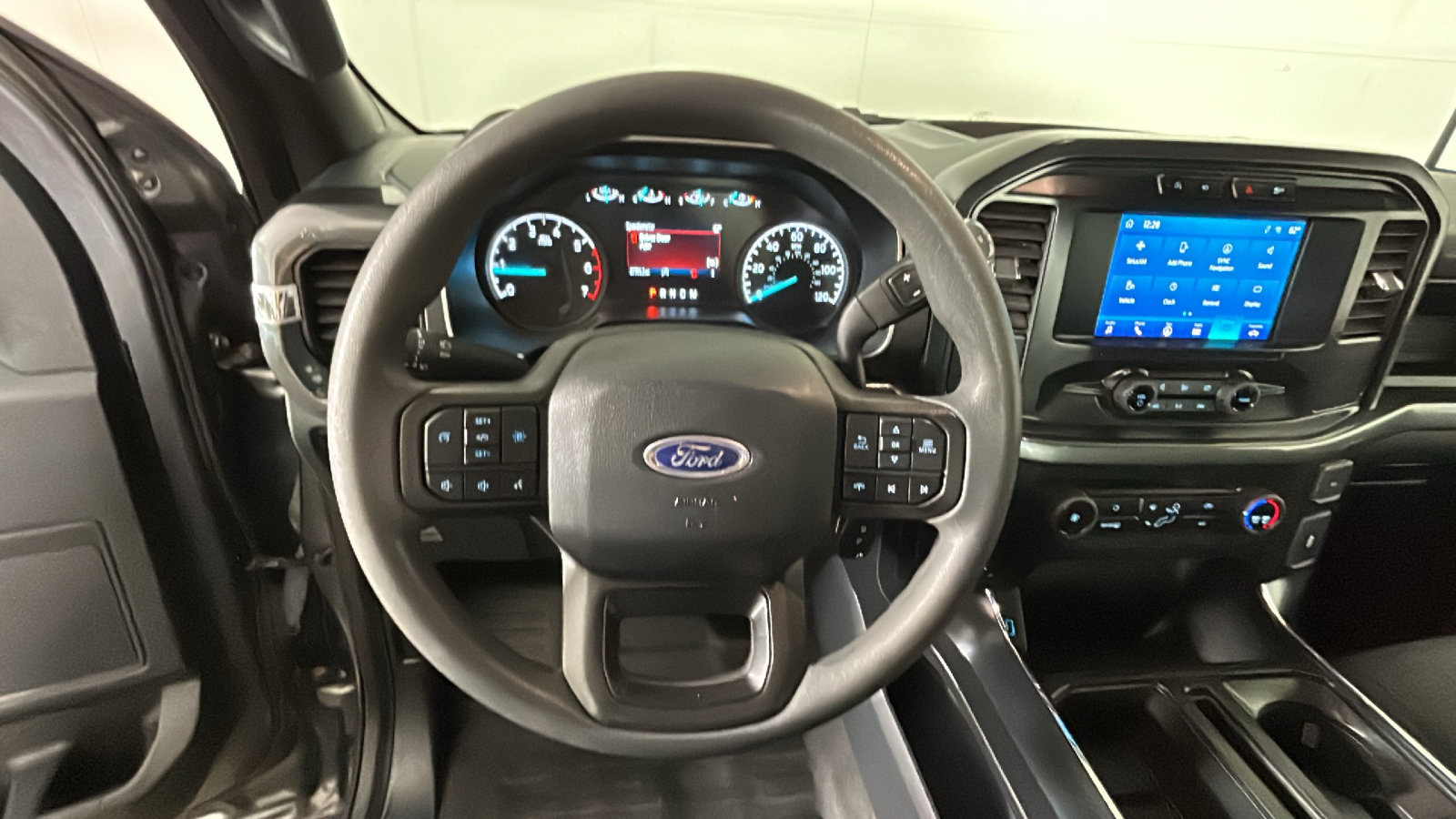 Used 2023 Ford F150 XL w/ XL STX Apperance Package AWD/4WD image 17