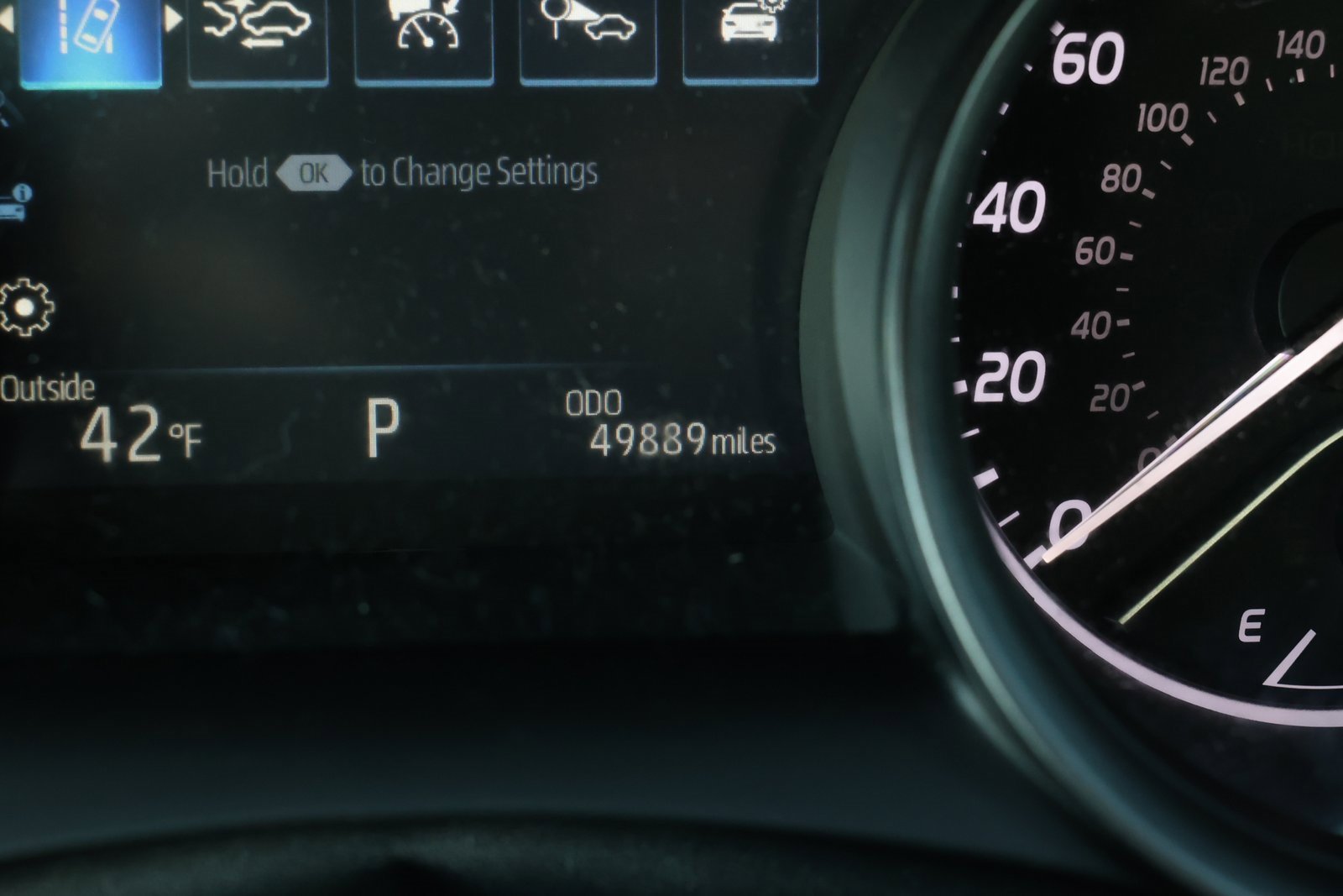 Used 2021 Toyota Camry SE image 4