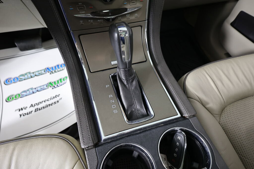 Used 2014 Lincoln MKX AWD w/ Equipment Group 102A image 39