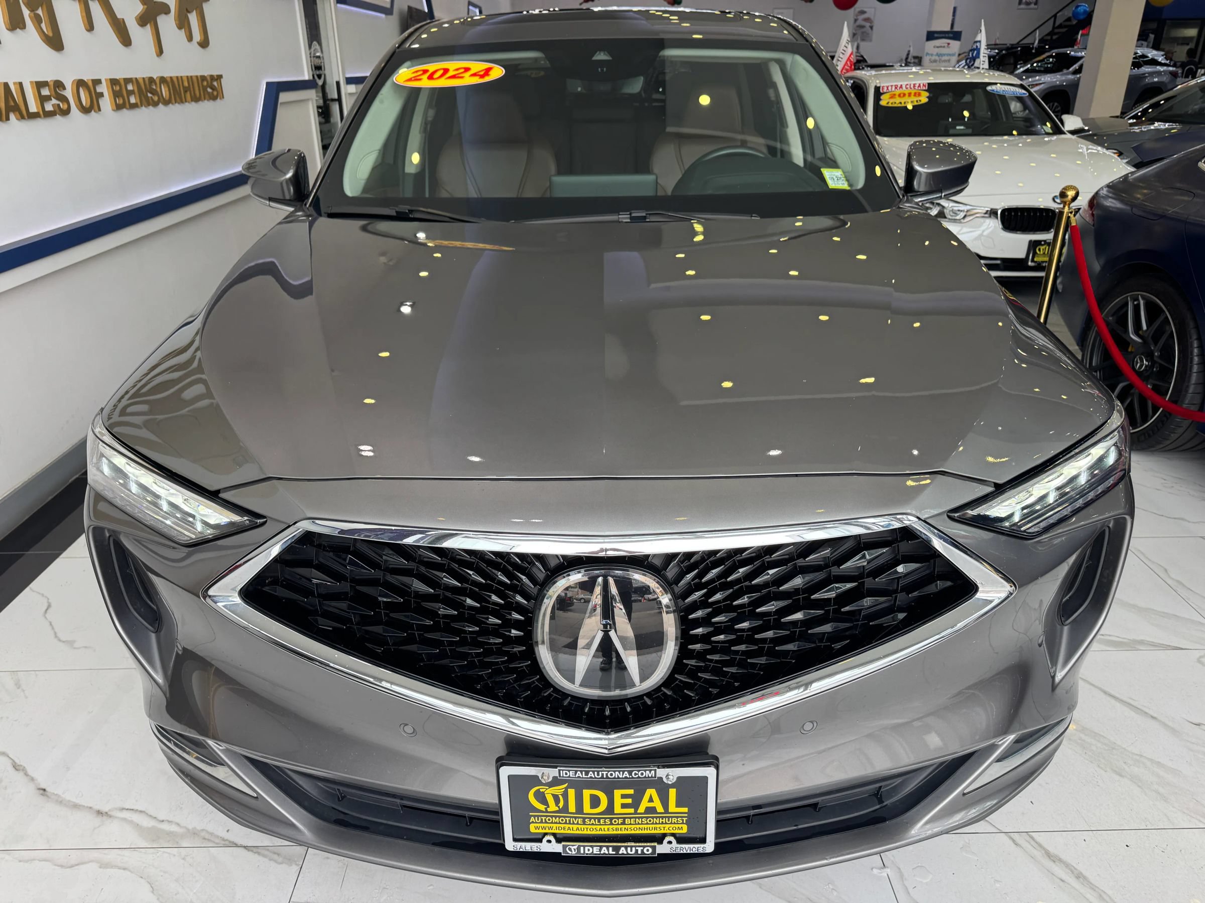 Used 2024 Acura MDX w/ Technology Package AWD/4WD image 2