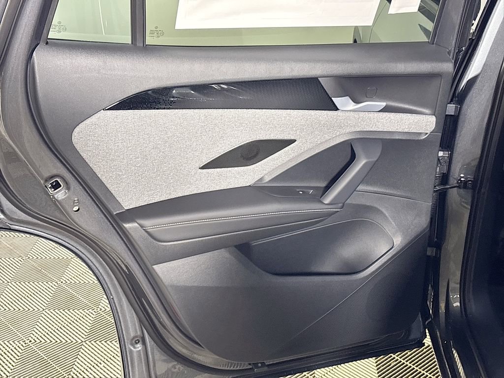 New 2026 Volkswagen Tiguan S image 18