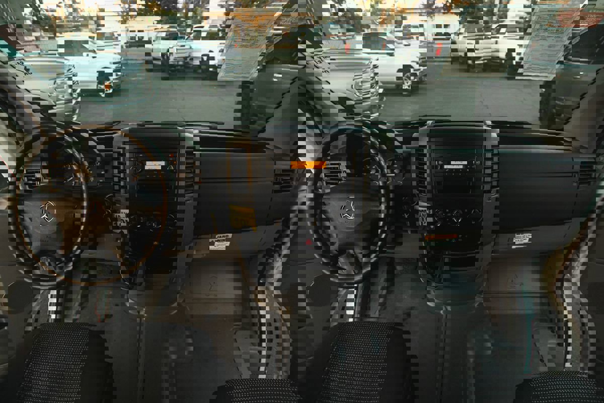 Used 2012 Mercedes-Benz Sprinter 2500 w/ Additional Battery Pkg image 18