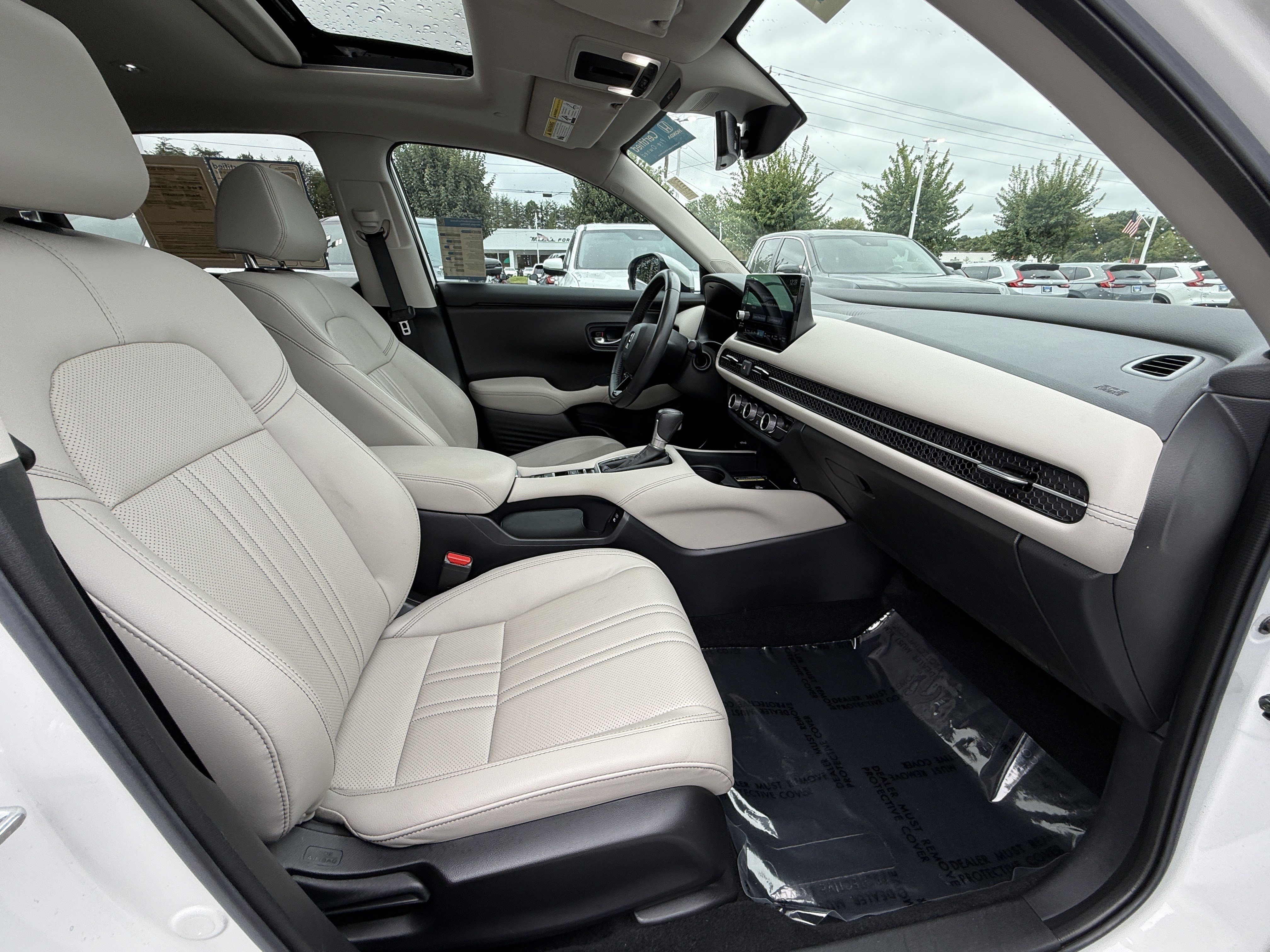 Certified 2024 Honda HR-V EX-L image 33