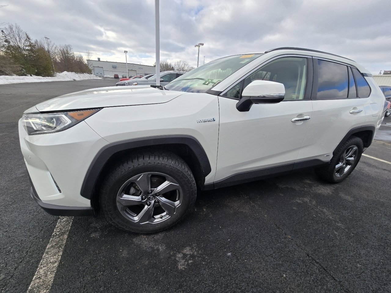 Used 2019 Toyota RAV4 Limited image 4