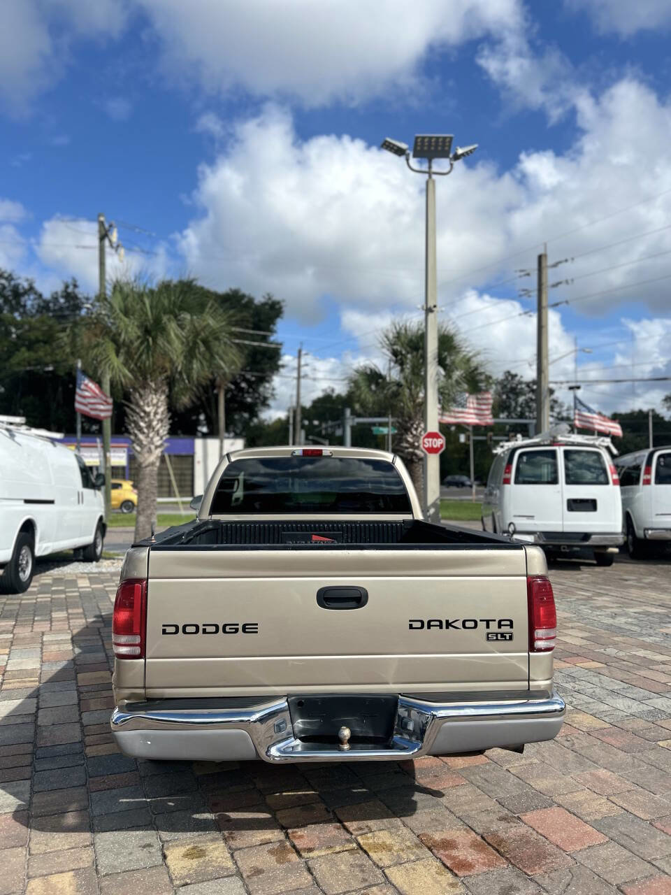 Used 2004 Dodge Dakota SLT image 4