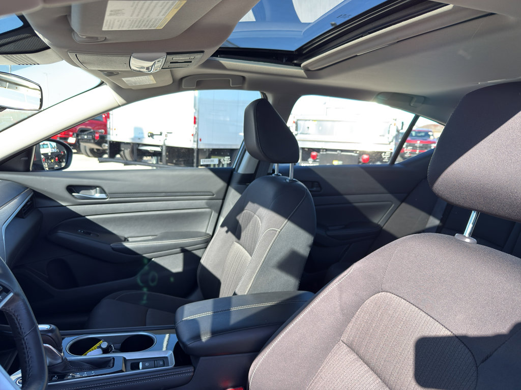 Certified 2024 Nissan Altima 2.5 SV w/ SV Premium Package image 26