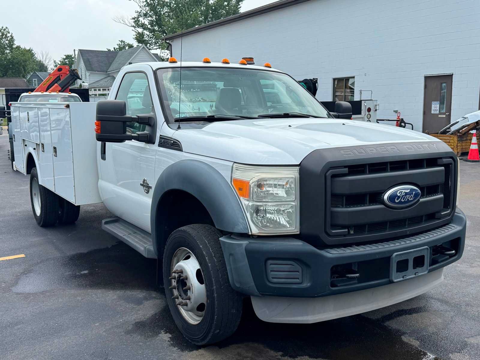 Used 2011 Ford F550 Luxury w/ Payload Upgrade Pkg RWD image 2