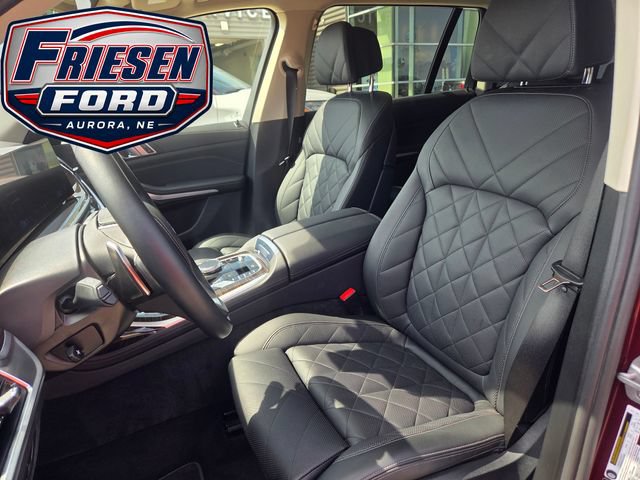Used 2024 BMW X7 xDrive40i w/ Climate Comfort Package AWD/4WD image 14