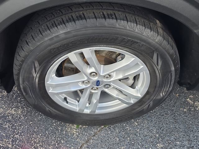 Used 2022 Ford Explorer XLT image 9