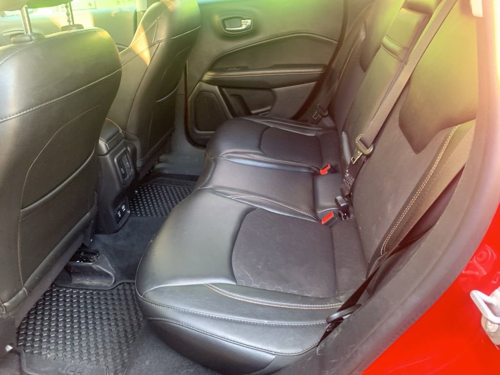 Used 2018 Jeep Compass Latitude w/ Popular Equipment Group image 23