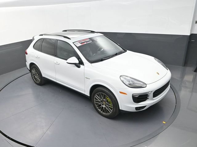 Used 2017 Porsche Cayenne S Platinum AWD/4WD image 11