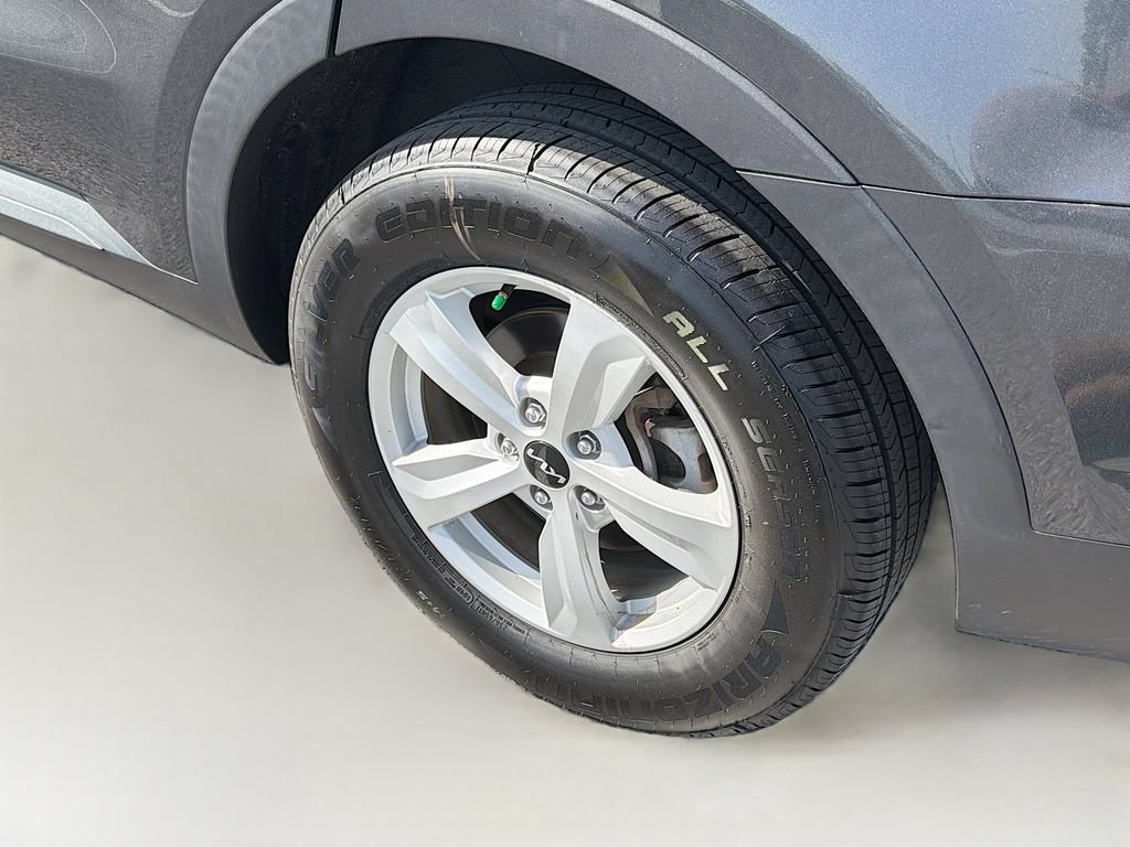 Used 2022 Kia Sorento LX FWD image 35