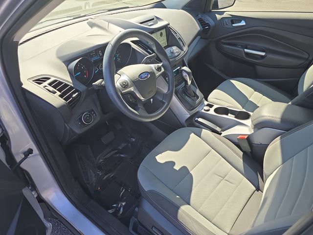 Used 2016 Ford Escape SE w/ Equipment Group 201A FWD image 19