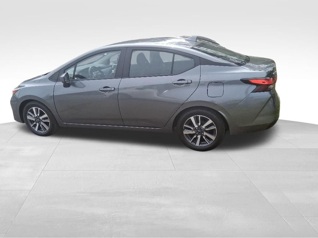 Used 2023 Nissan Versa SV FWD image 7