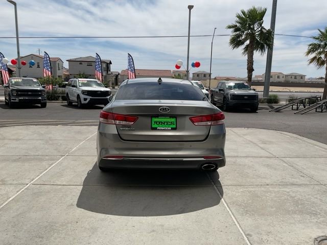 Used 2018 Kia Optima LX w/ 17" Alloy Wheels Package FWD image 6